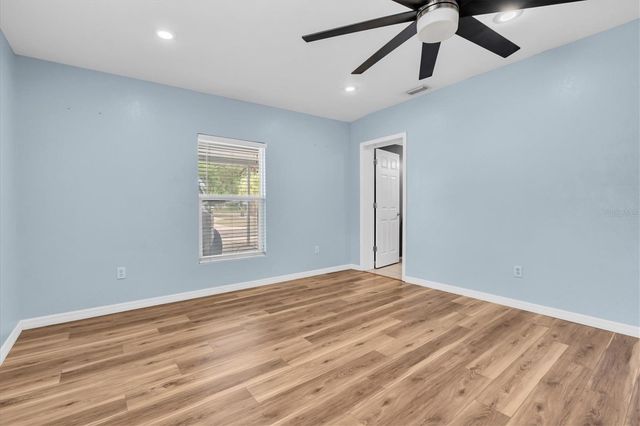 200 62ND STREET N, St Petersburg, FL 33710