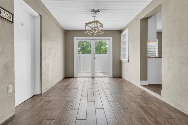 200 62ND STREET N, St Petersburg, FL 33710