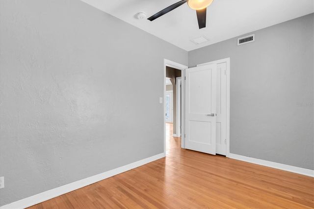 200 62ND STREET N, St Petersburg, FL 33710