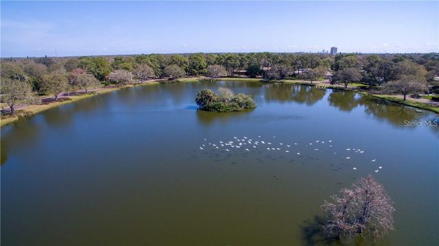 200 62ND STREET N, St Petersburg, FL 33710