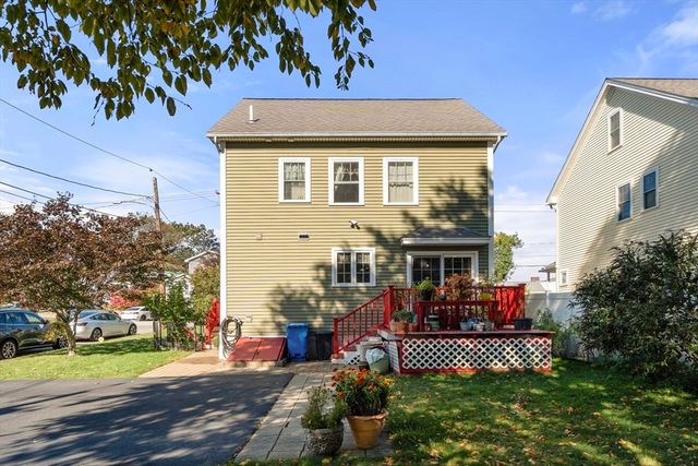 53 Hiawatha Ave, Waltham, MA 02451