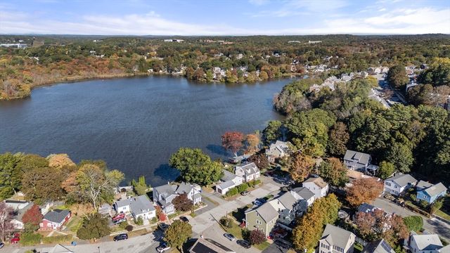 53 Hiawatha Ave, Waltham, MA 02451