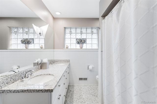 3477 S Clayton Boulevard, Englewood, CO 80113