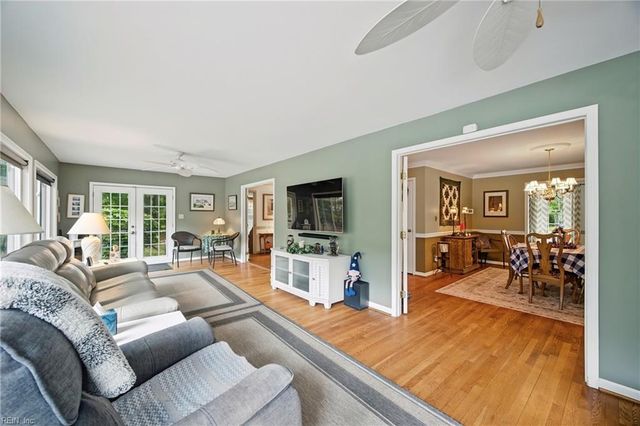 423 Weston RD, Yorktown, VA 23692