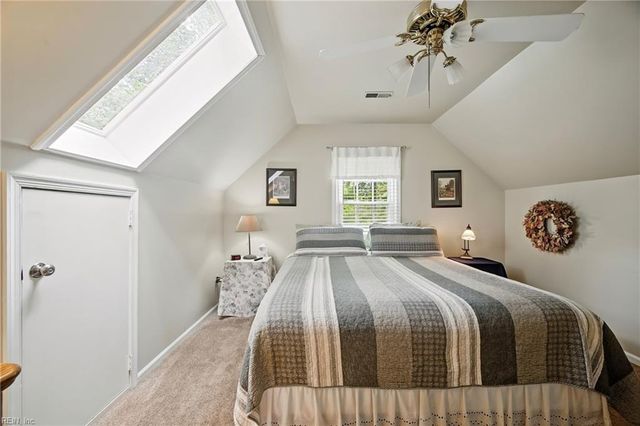 423 Weston RD, Yorktown, VA 23692