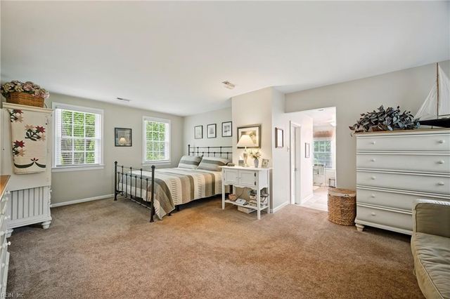 423 Weston RD, Yorktown, VA 23692