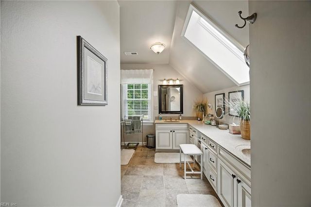 423 Weston RD, Yorktown, VA 23692