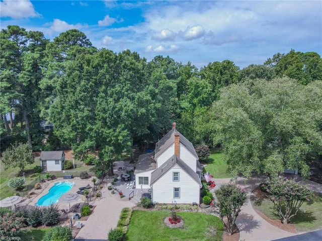 423 Weston RD, Yorktown, VA 23692
