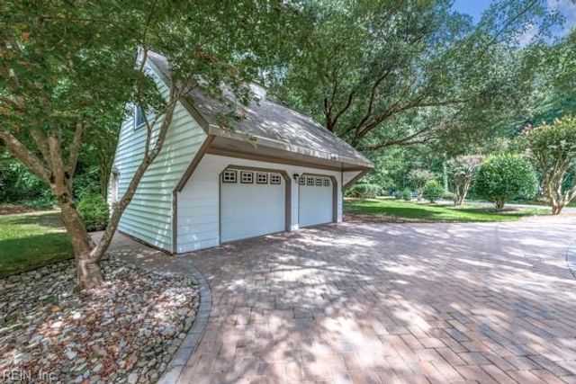 423 Weston RD, Yorktown, VA 23692