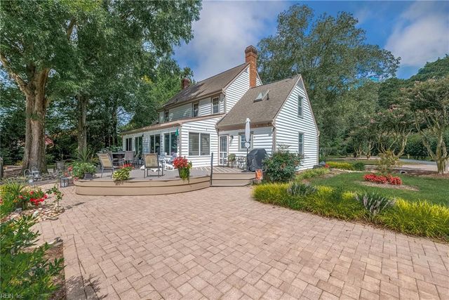 423 Weston RD, Yorktown, VA 23692