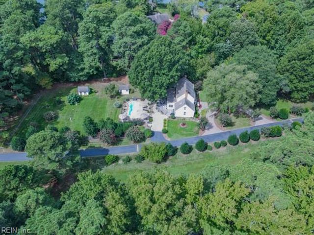 423 Weston RD, Yorktown, VA 23692