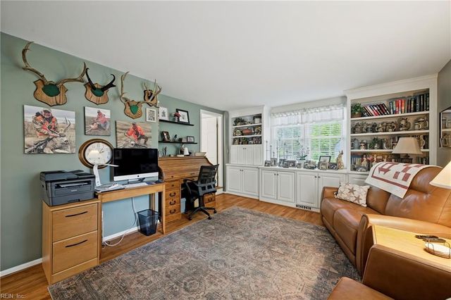 423 Weston RD, Yorktown, VA 23692