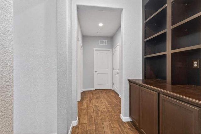 1710 Adeline Ct, Hughson, CA 95326