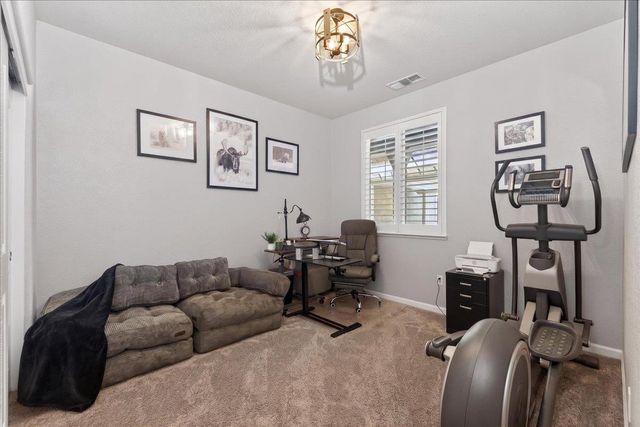 1710 Adeline Ct, Hughson, CA 95326