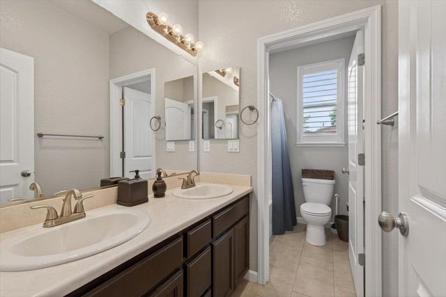 1710 Adeline Ct, Hughson, CA 95326