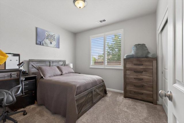 1710 Adeline Ct, Hughson, CA 95326