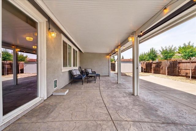 1710 Adeline Ct, Hughson, CA 95326