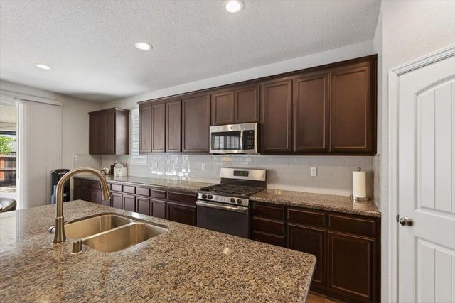 1710 Adeline Ct, Hughson, CA 95326