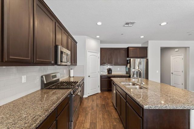 1710 Adeline Ct, Hughson, CA 95326