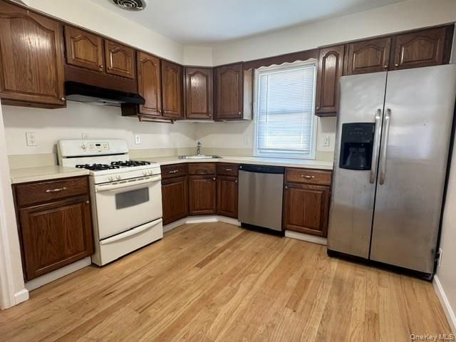 83-19 255th Street, Floral Park, NY 11004