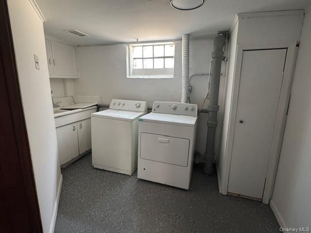 83-19 255th Street, Floral Park, NY 11004