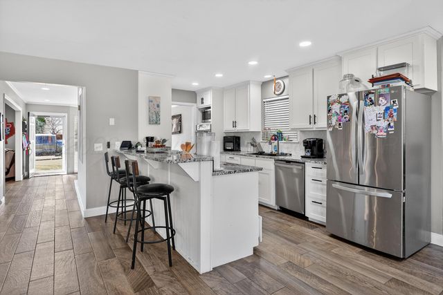 1009 Cherry Avenue, Dalhart, TX 79022