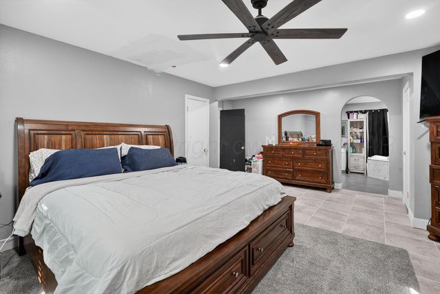 1009 Cherry Avenue, Dalhart, TX 79022