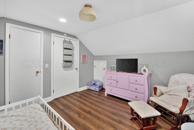 1009 Cherry Avenue, Dalhart, TX 79022