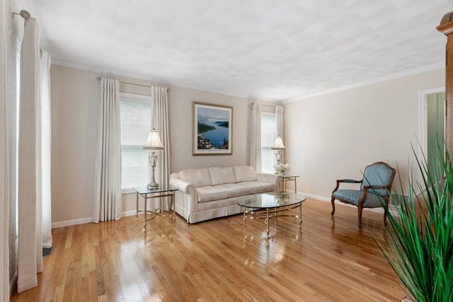 21 Partridge Lane, Wakefield, MA 01880
