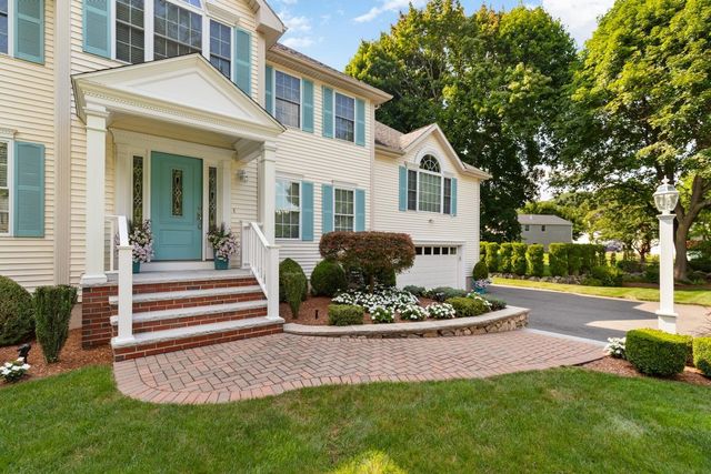 21 Partridge Lane, Wakefield, MA 01880