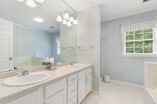 21 Partridge Lane, Wakefield, MA 01880