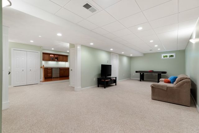 21 Partridge Lane, Wakefield, MA 01880