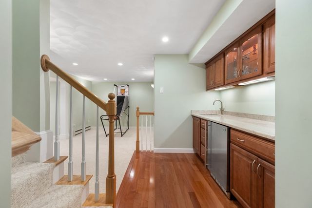 21 Partridge Lane, Wakefield, MA 01880