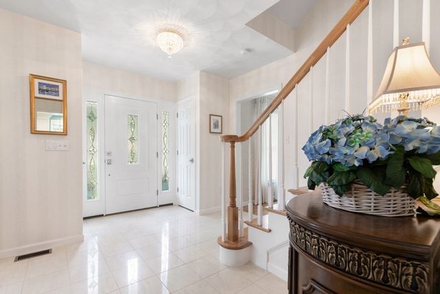 21 Partridge Lane, Wakefield, MA 01880