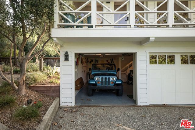 6456 Sycamore Meadows Drive, Malibu, CA 90265