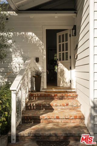6456 Sycamore Meadows Drive, Malibu, CA 90265