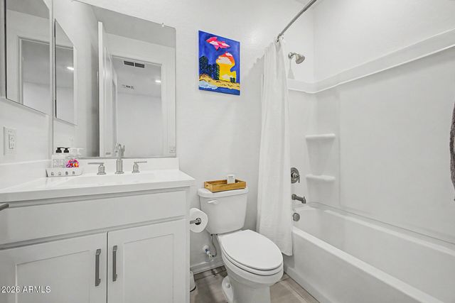 1996 E LARIAT Avenue, San Tan Valley, AZ 85140