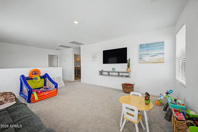 1996 E LARIAT Avenue, San Tan Valley, AZ 85140