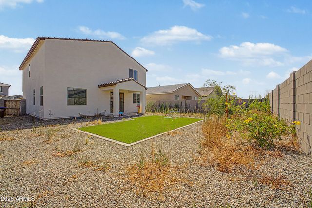 1996 E LARIAT Avenue, San Tan Valley, AZ 85140