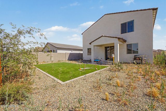 1996 E LARIAT Avenue, San Tan Valley, AZ 85140