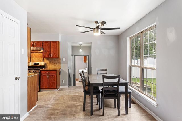 10 CRISFIELD RD, Sicklerville, NJ 08081