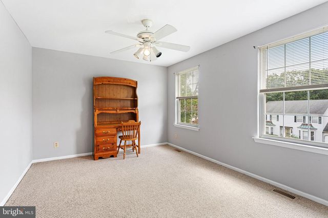 10 CRISFIELD RD, Sicklerville, NJ 08081