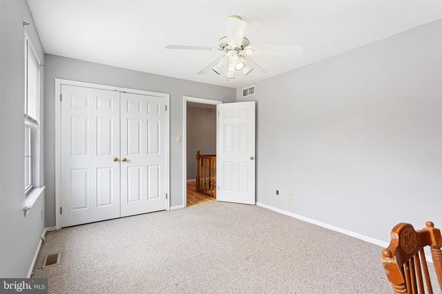 10 CRISFIELD RD, Sicklerville, NJ 08081