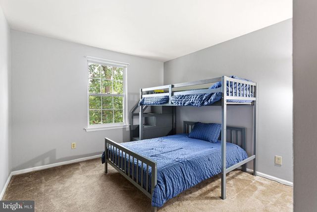 10 CRISFIELD RD, Sicklerville, NJ 08081