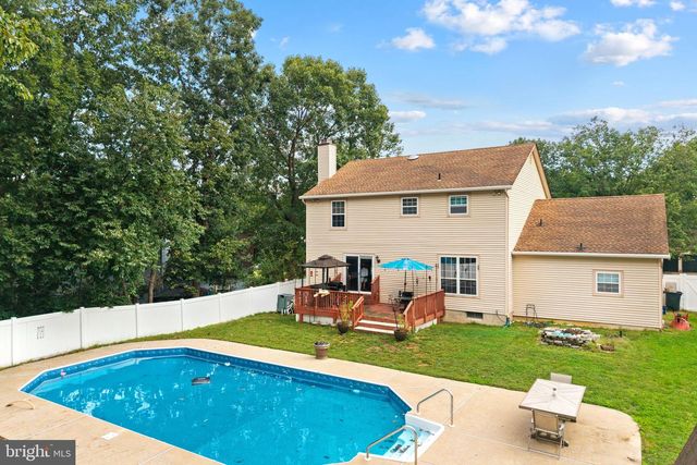 10 CRISFIELD RD, Sicklerville, NJ 08081