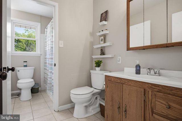 616 DARTMOUTH AVE, Cinnaminson, NJ 08077