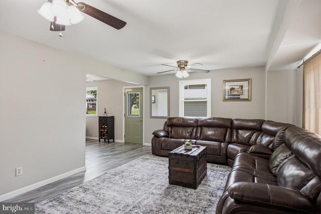 616 DARTMOUTH AVE, Cinnaminson, NJ 08077