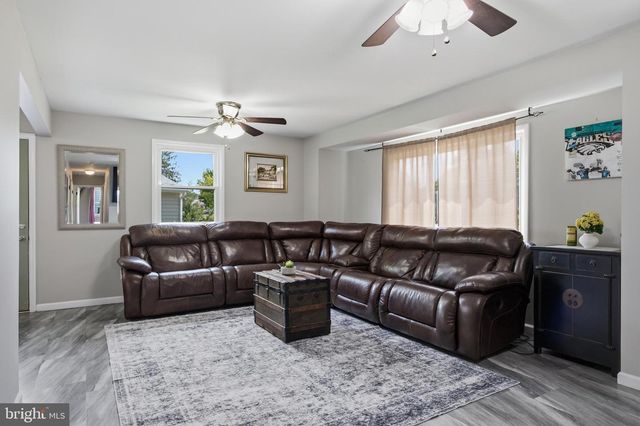 616 DARTMOUTH AVE, Cinnaminson, NJ 08077