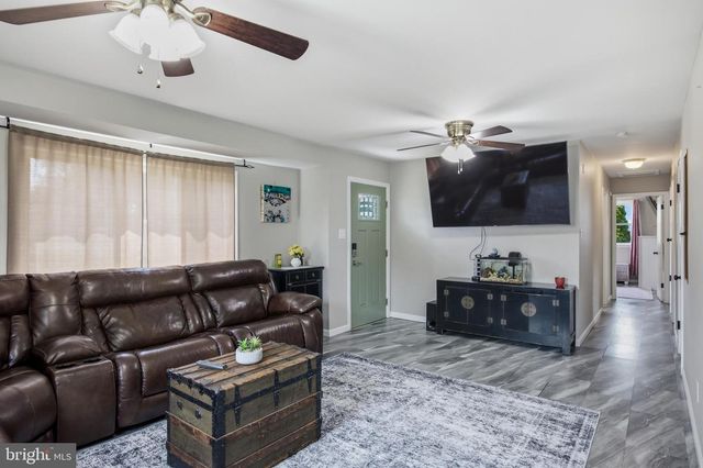 616 DARTMOUTH AVE, Cinnaminson, NJ 08077