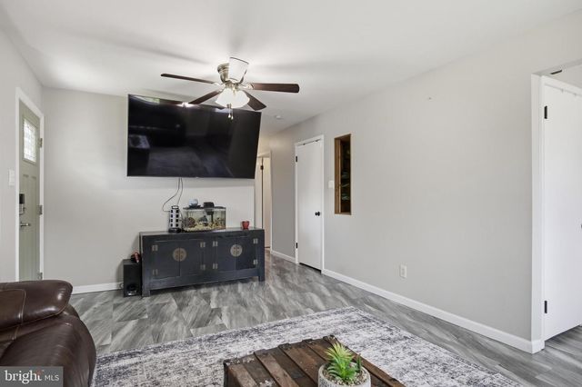 616 DARTMOUTH AVE, Cinnaminson, NJ 08077